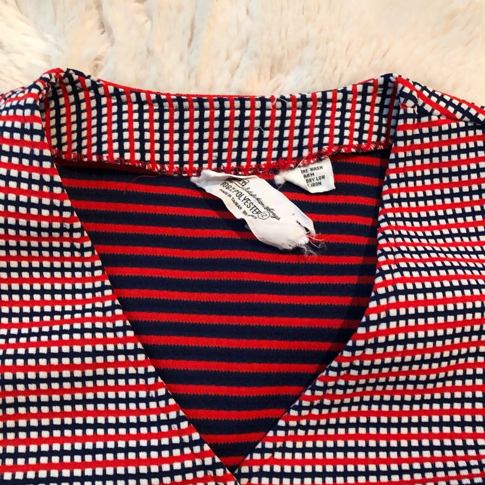 Button up vest - Picture 3 of 5